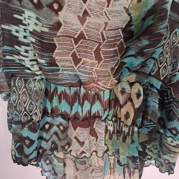 Zac and Rachel Beaded Patterned Top Size Small - Picture 7 of 9